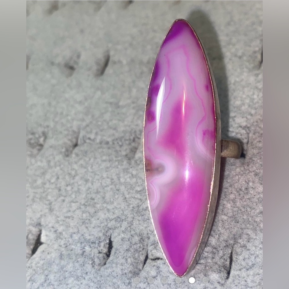 Elegant Pink Agate Ring